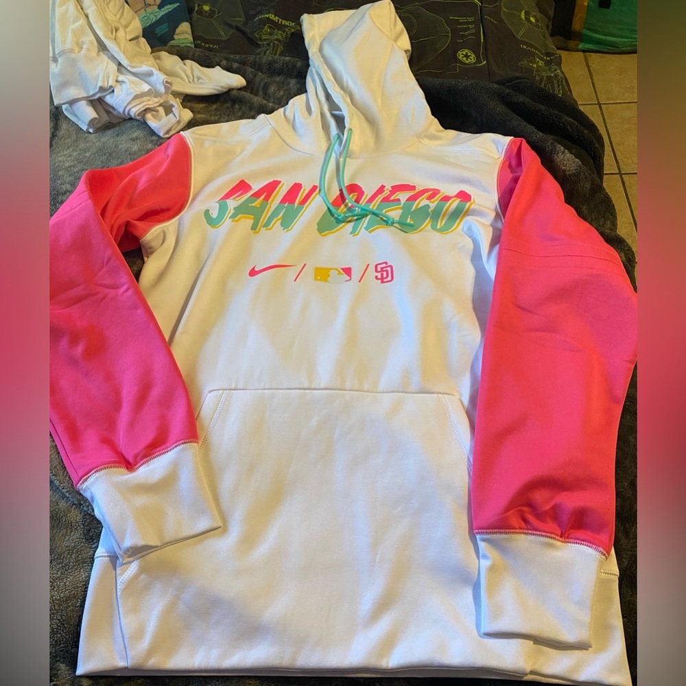 SAN DIEGO PADRES CITY CONNECT THERMA HOODIE